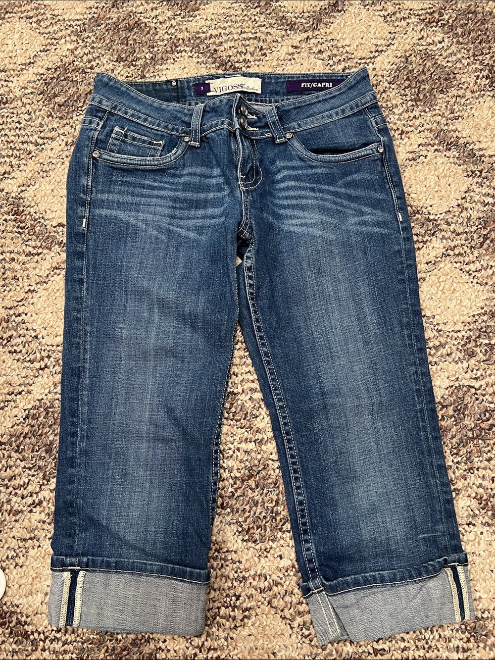 Vigoss Medium Blue Cropped Capri Jeans
